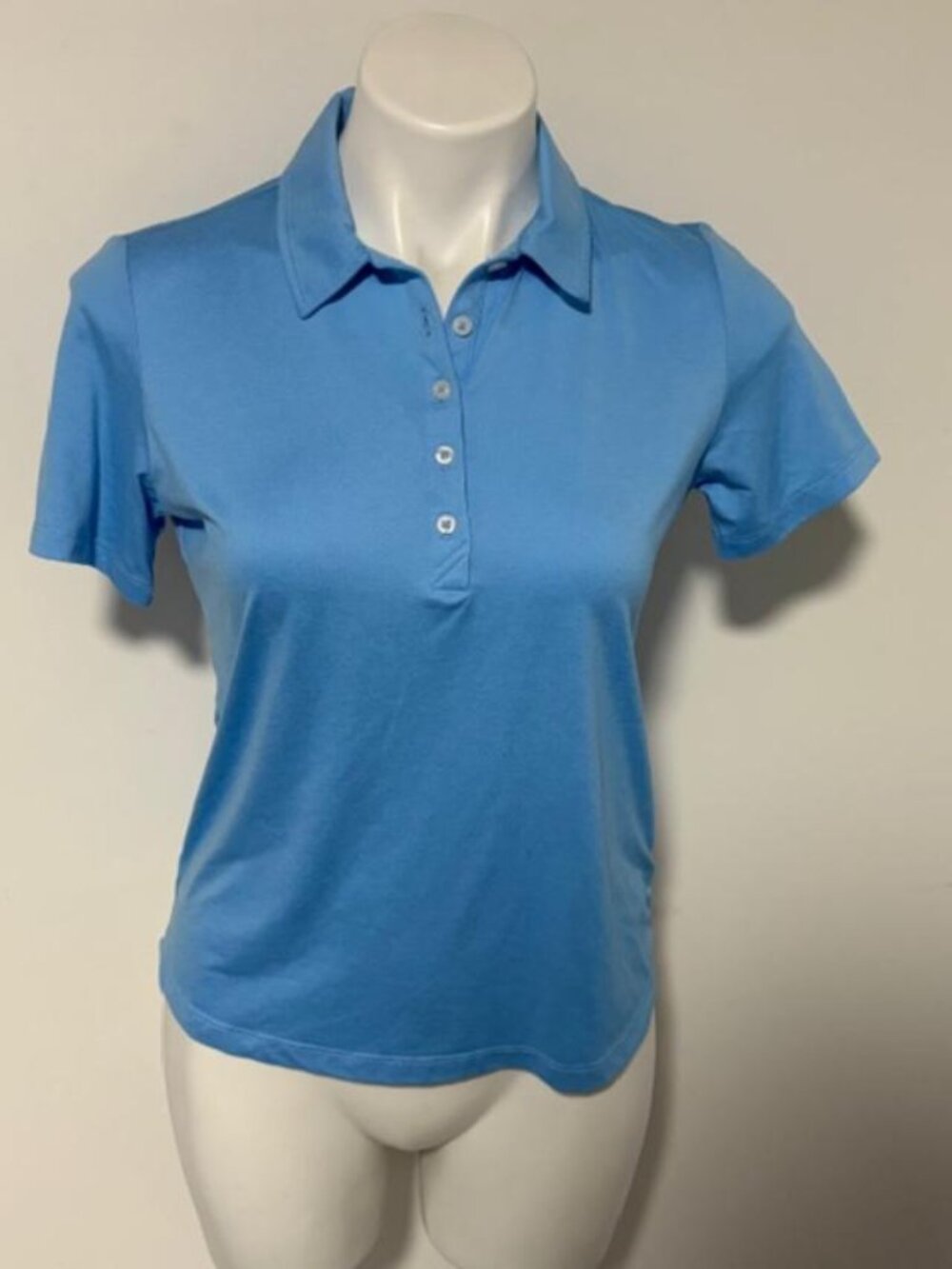 CUTTER AND BUCK WOMEN'S SKY BLUE GOLF-STYLE POLO COLLARED TOP XS